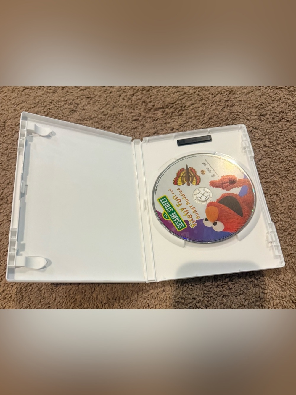 Sesame Street Elmo's Potty Time, Wild Words, Firefly Fun DVDs - Picture 5 of 6